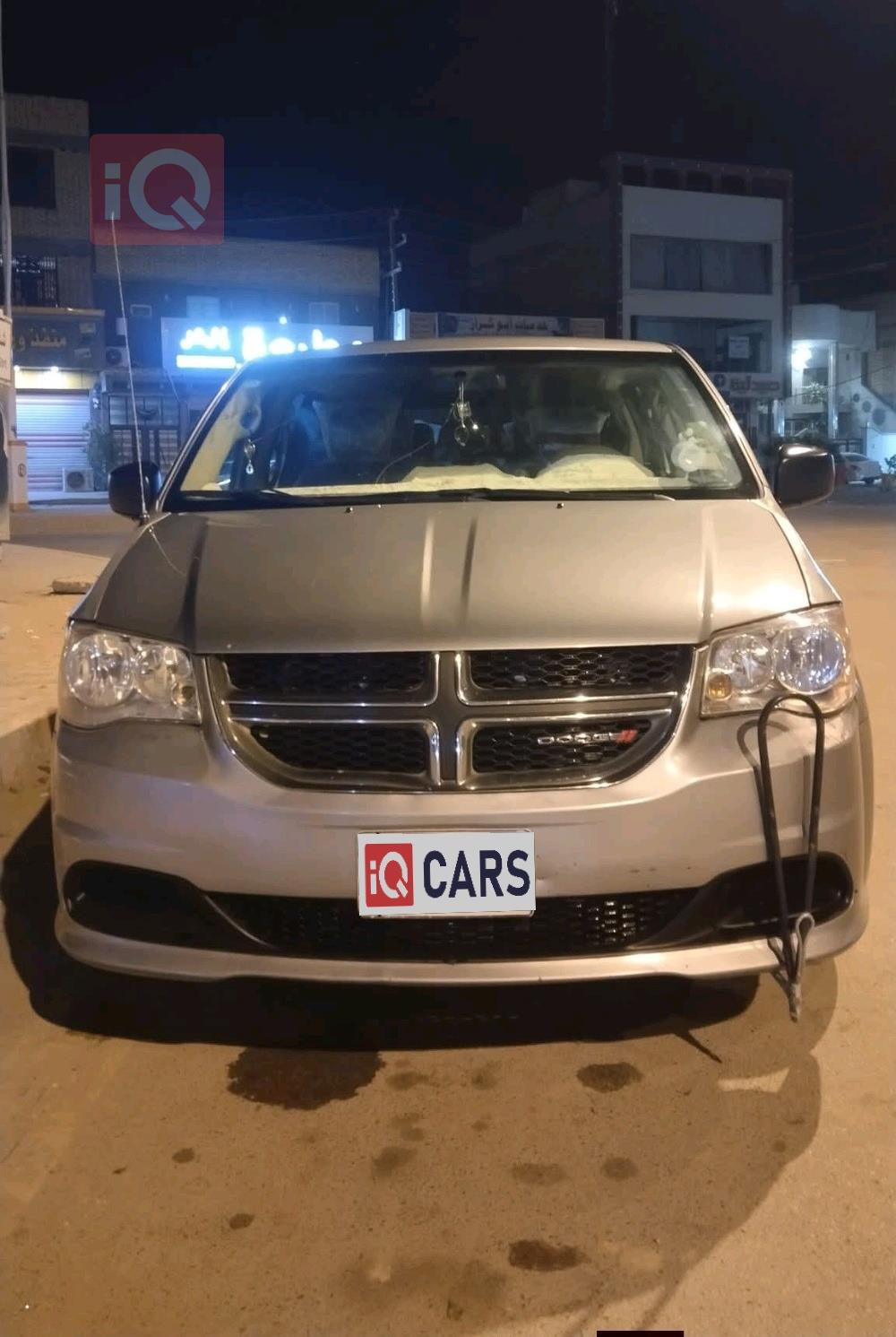 دودج جراند كارافان